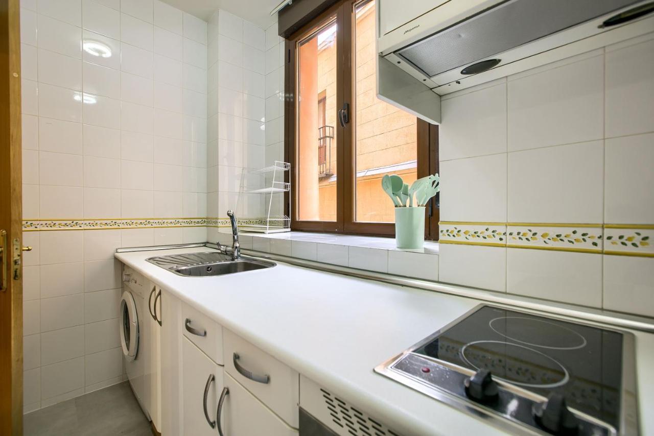 Apartamento En Centro Historico Madrid Exterior foto